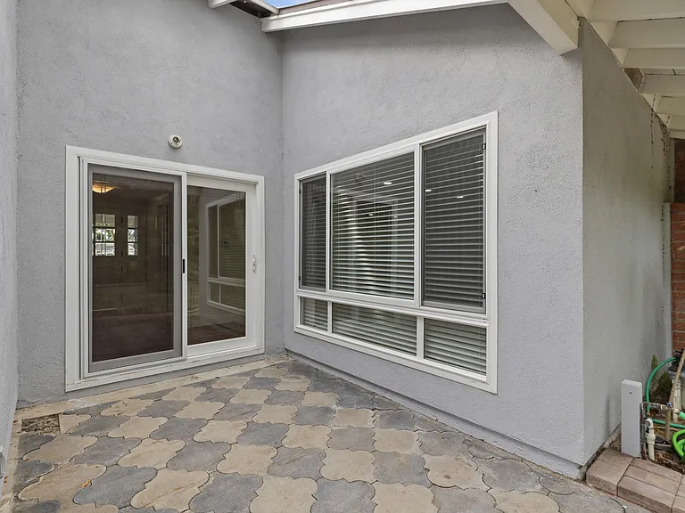 1970 Pelican Pl — Photo 45