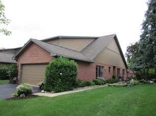 201 Woodland Way, Bloomingdale, IL 60108