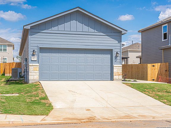 2nd image of 727 Bellamy Drive