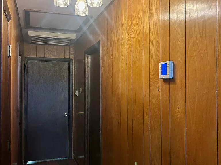 Hallway To Bedrooms/Bathroom