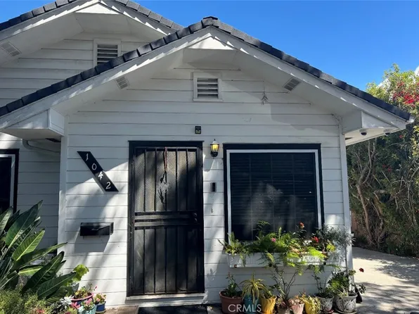1042 W 15th St, San Pedro, CA 90731