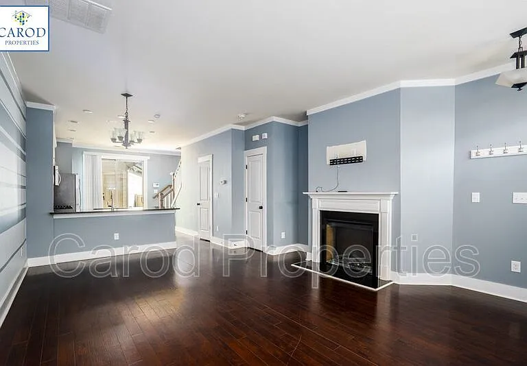 3840 Willow Green Pl — Photo 4