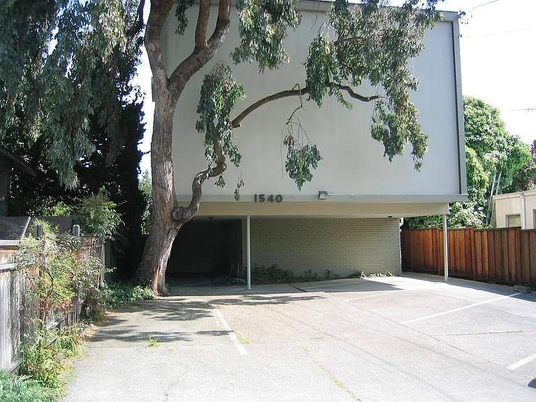 1540 Hearst Ave #1 — Photo 10