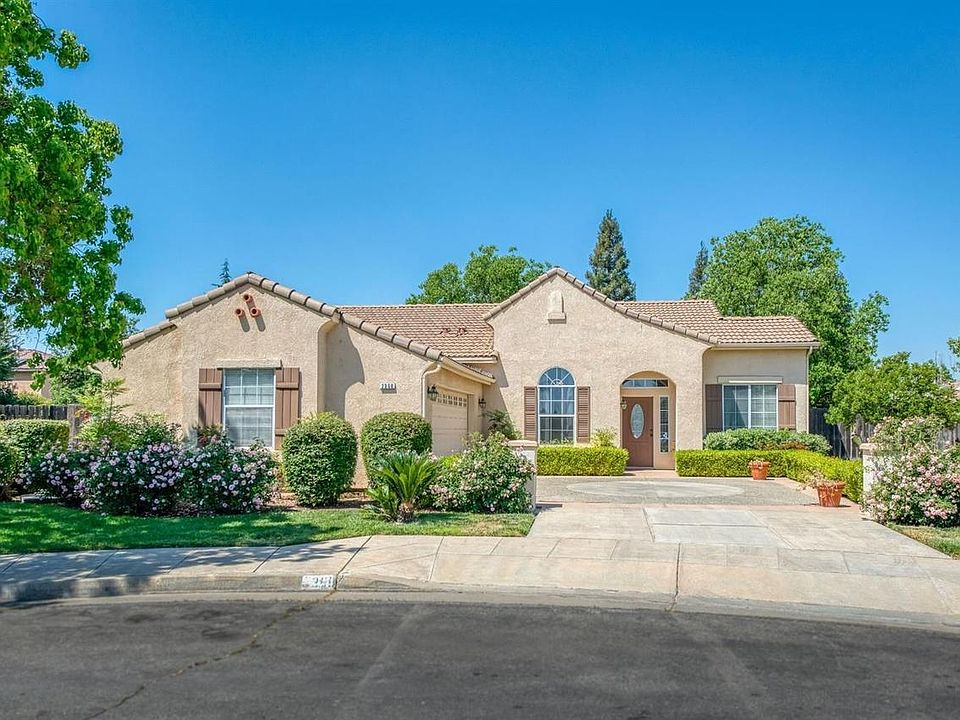 1st image of 2368 E Pryor Dr