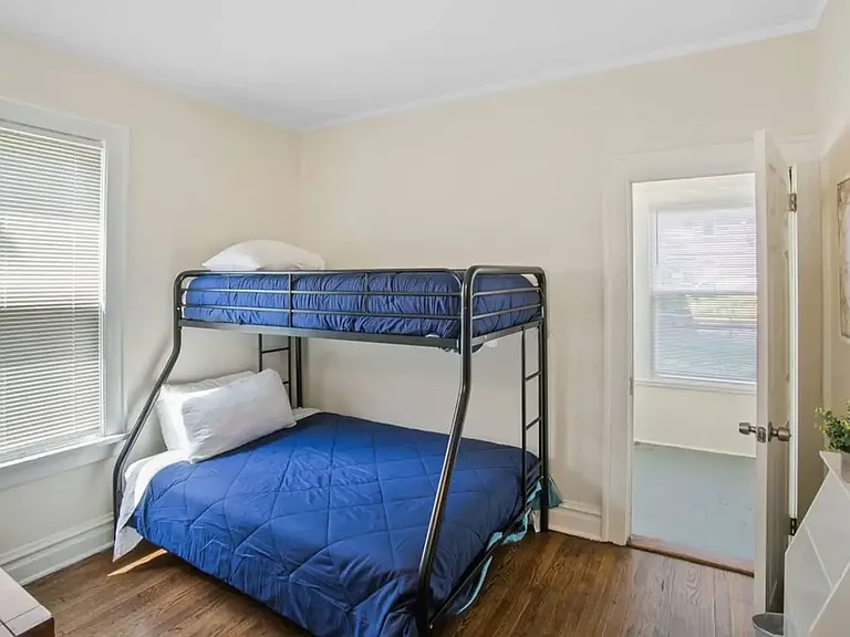 518 N Sheridan Rd #1 — Photo 14