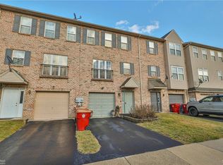 2440 Gillian Ln, Easton, PA 18040