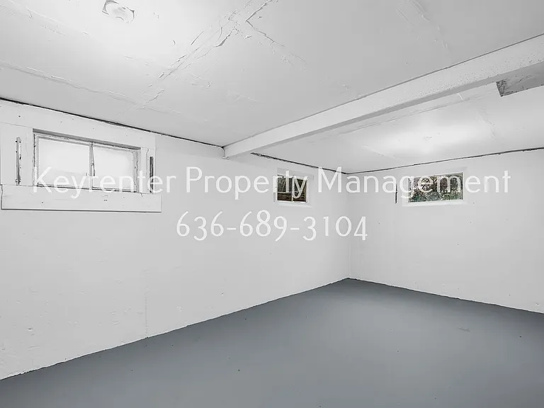 10521 Duke Dr — Photo 22