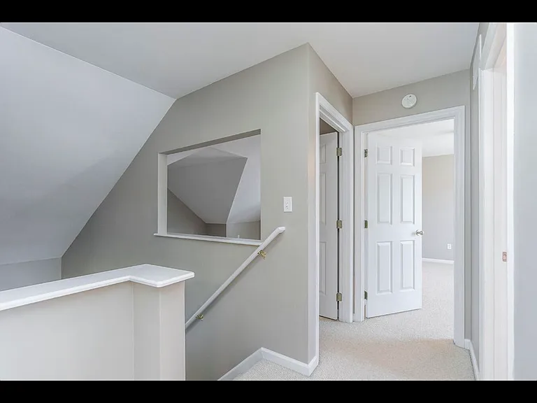 4736 Pompano Ln — Photo 3