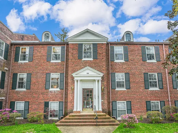 400 Commonwealth Ave Unit 203, Alexandria, VA 22301