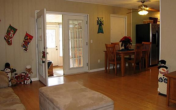 5th image of 110 Cozby St S