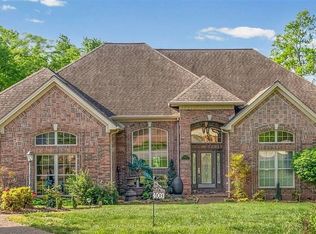 4003 Huntington Ct, Hopkinsville, KY 42240