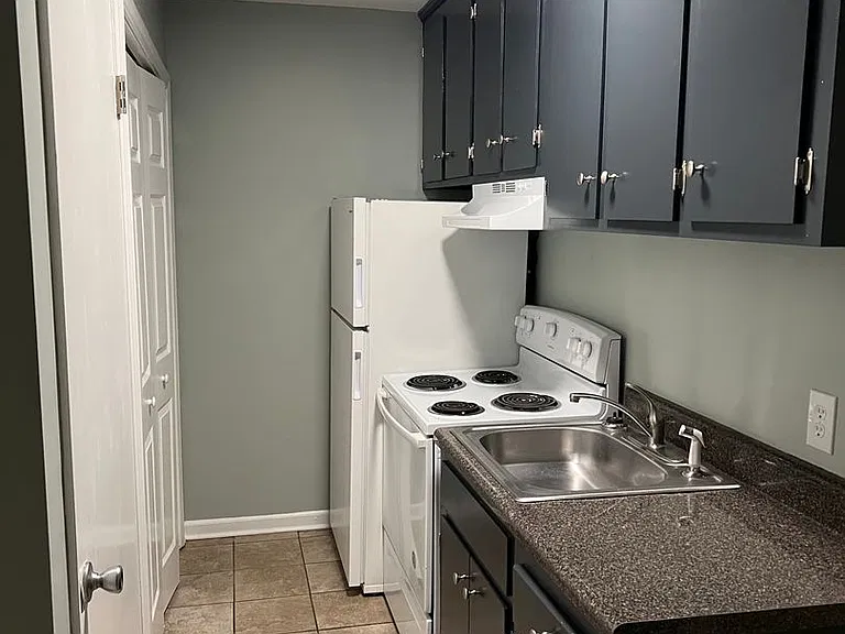 46 Allen Dr — Photo 27