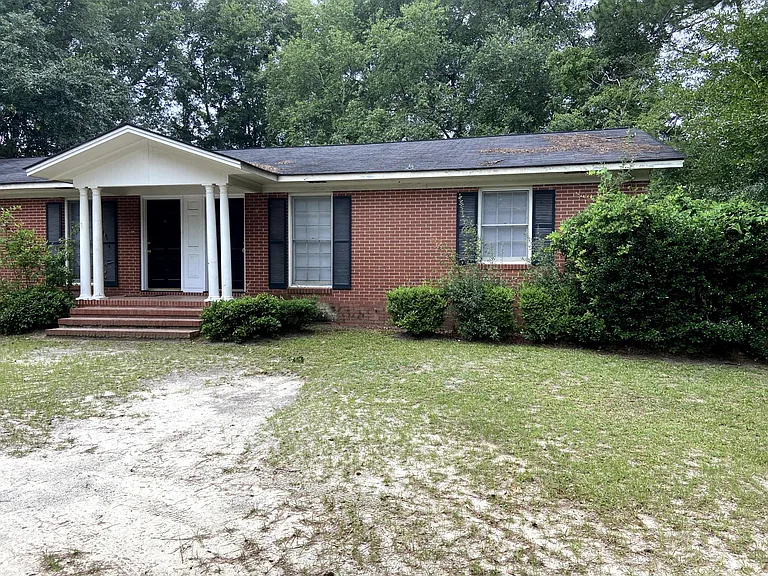 1207 Fair Rd #B — Photo 1