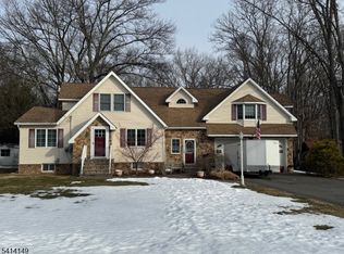 144 Preston Rd, Parsippany, NJ 07054