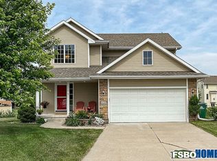 5130 NE Ledgestone Ct, Ankeny, IA 50021