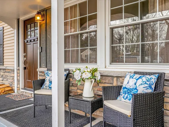 127 16th Ave NW, New Brighton, MN 55112