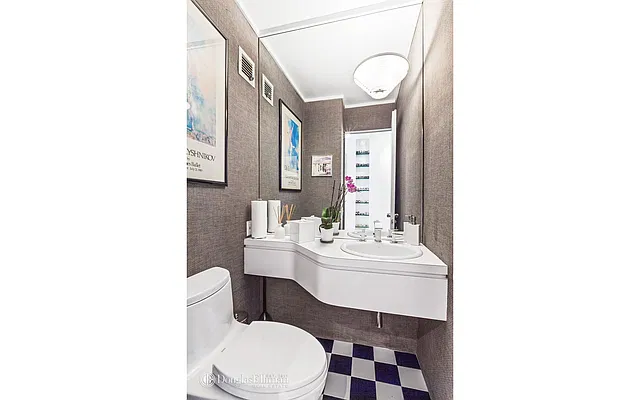 Sold by Douglas Elliman | media 8