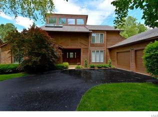 14259 Cedar Springs Dr, Chesterfield, MO