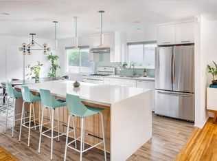 3610 Hampton Rd, Pasadena, CA 91107