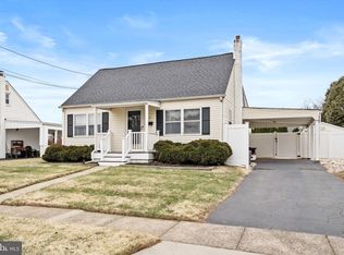3 Brown Dr, Hamilton, NJ 08690