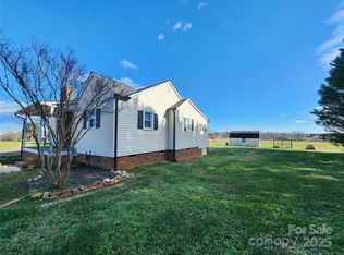 1232 Wise Rd, Vale, NC 28168