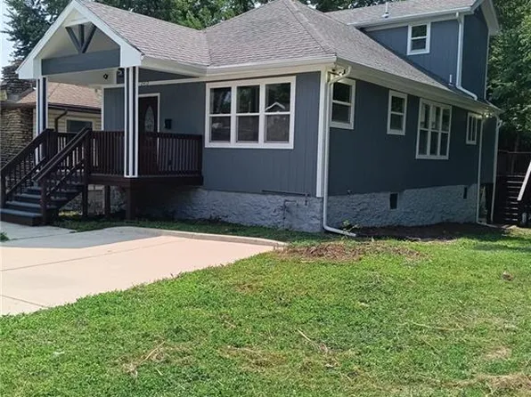 2412 N 11th St, Kansas City, KS 66104