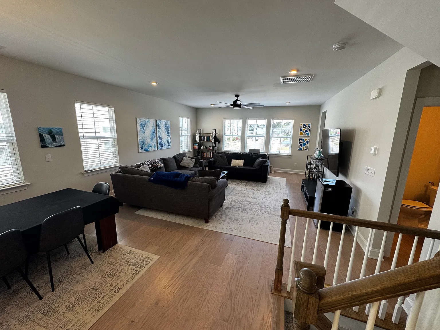 3 bed, 2.5 bath, 2394 sqft, $2,495 — Photo 1