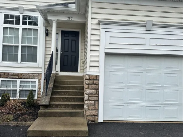 285 Hemlock Ravine Dr, Blacklick, OH 43004