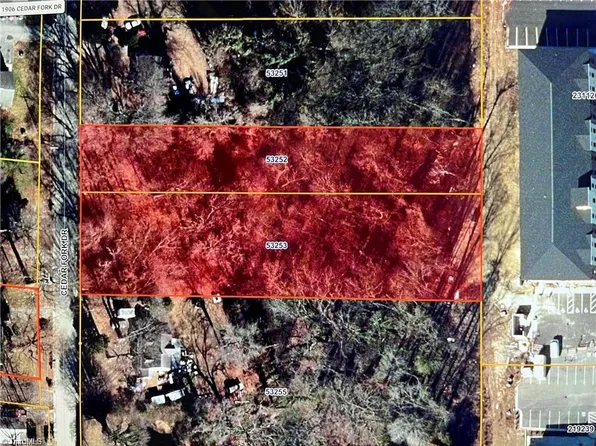 1913 & 1915 Cedar Fork Dr #5 & 6, Greensboro, NC 27407