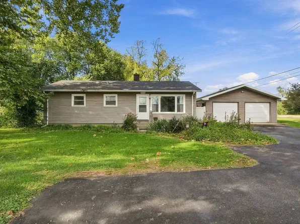 15730 S Collins Dr, Plainfield, IL 60544
