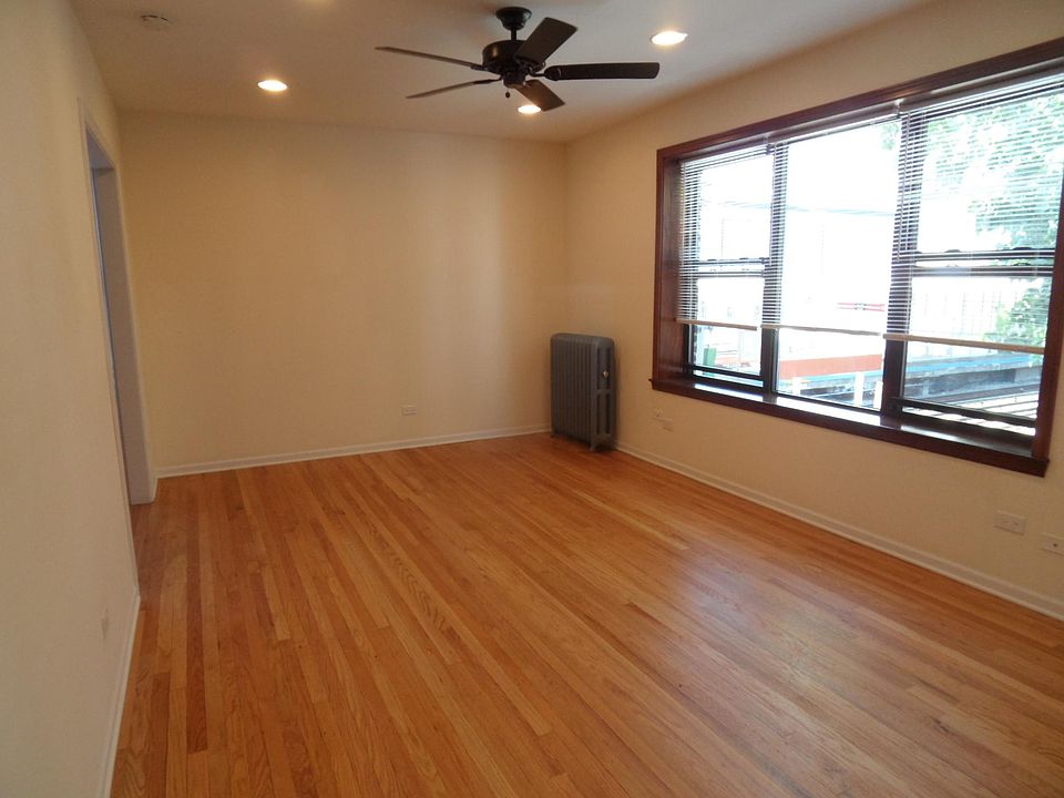 1st image of 6160 N Winthrop Ave #351