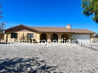 21384 Sitting Bull Rd, Apple Valley, CA 92308