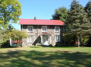 301 Sterner St, Confluence, PA 15424