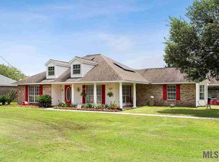 1932 S Robert Ave, Gonzales, LA 70737