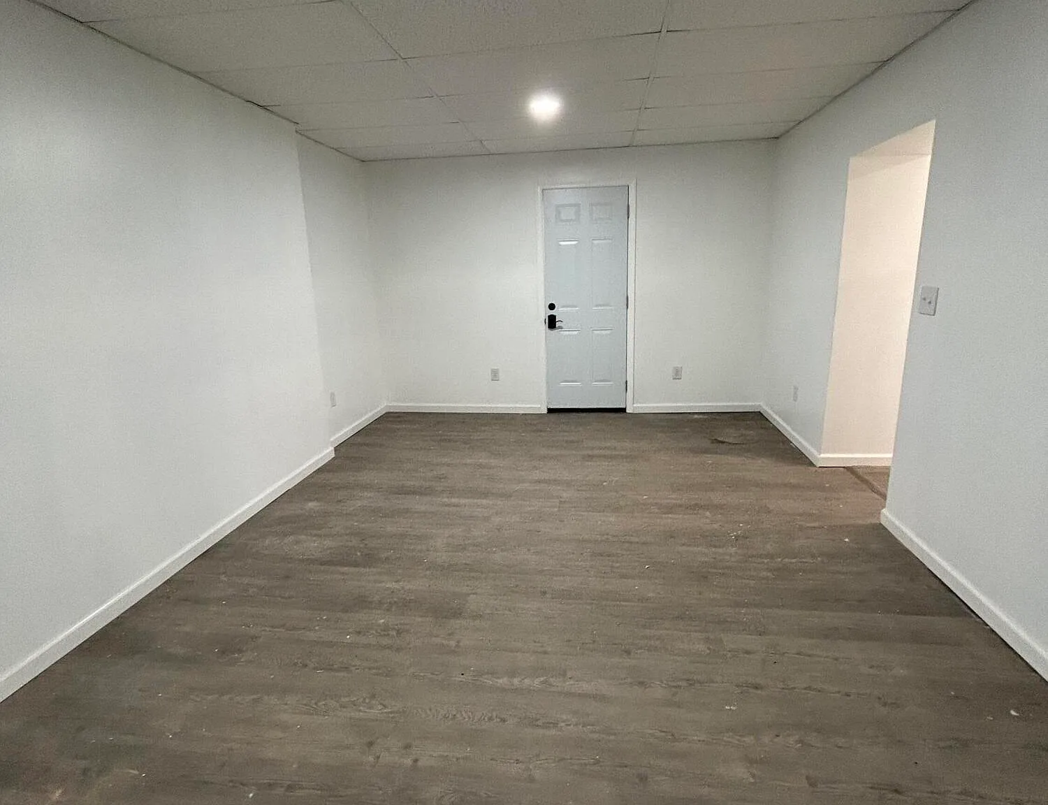 1 bed, 700 sqft, $900 — Photo 4