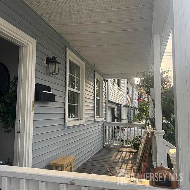 1st image of 297 Sutton St