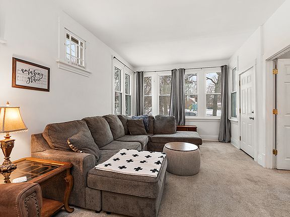 5th image of 1812 Cedar Rd