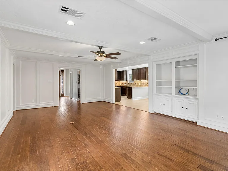 16210 Chipstead Dr — Photo 10