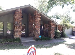 801 N Forest Pl, Jenks, OK 74037