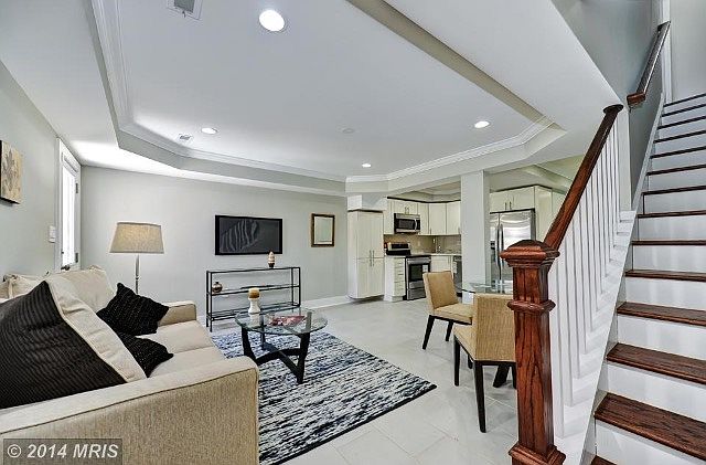 1st image of 320 16th St NE #B