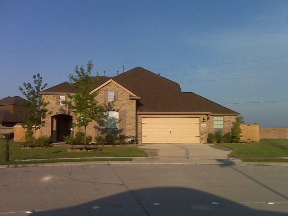 1st image of 11003 Bergamo Dr