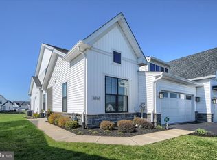 6963 Maple Dr, Bath, PA