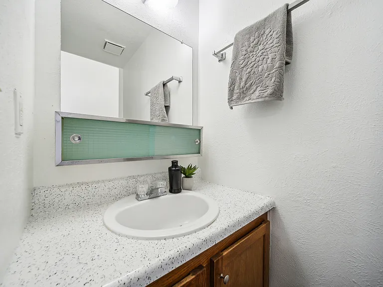 Summerstone Duplexes — Photo 8