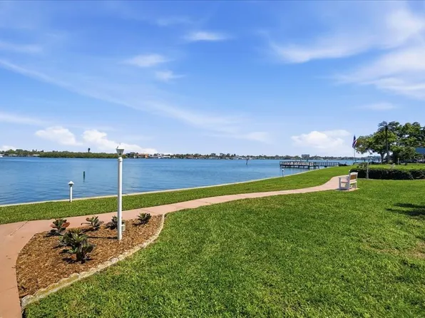 1847 Shore Dr S APT 119, South Pasadena, FL 33707