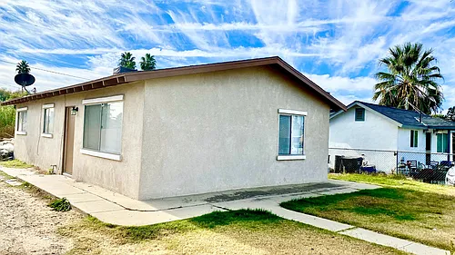 1233 Jeffrey St Photo 1