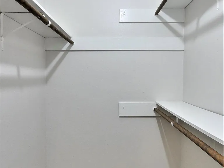 604 Golfview Dr — Photo 31