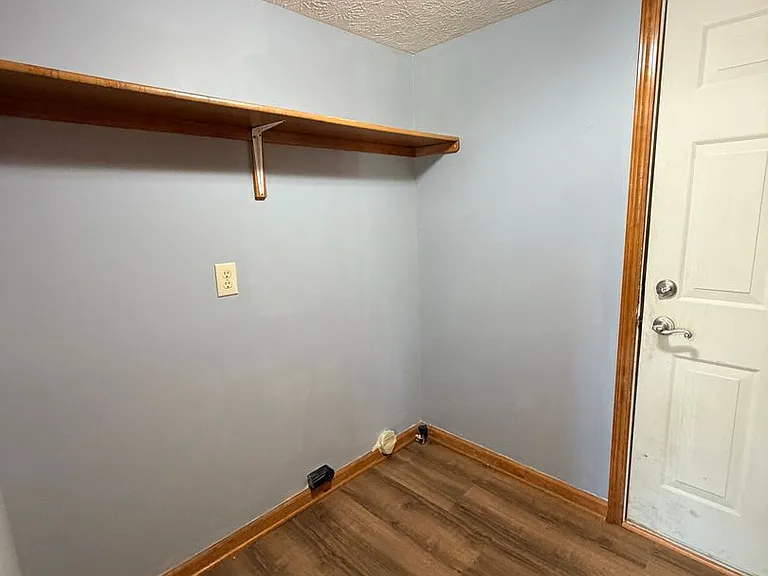 705 Hummingbird Ln — Photo 16