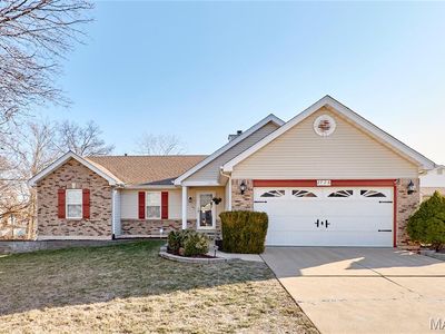 2726 Brook Meadow Ln, O'Fallon, MO, 63368