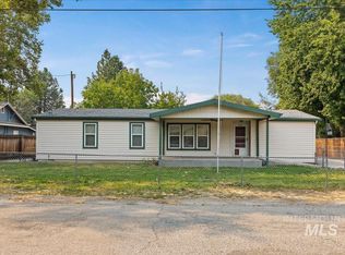 809 Williams Rd, Emmett, ID 83617