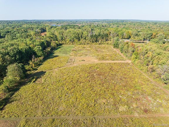 5th image of 4120 Crawford Rd